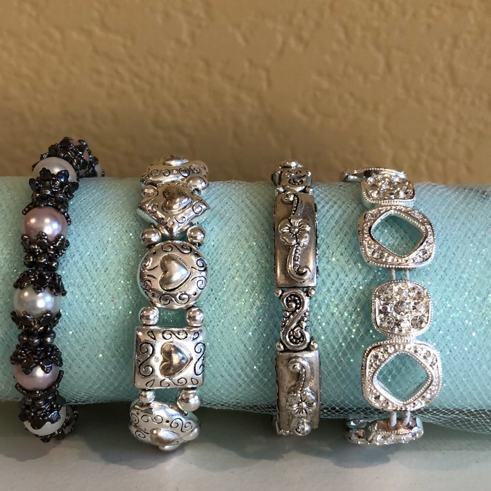 Lot of 4 Stretchy Bracelets